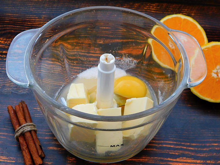 Butter, sugar, egg