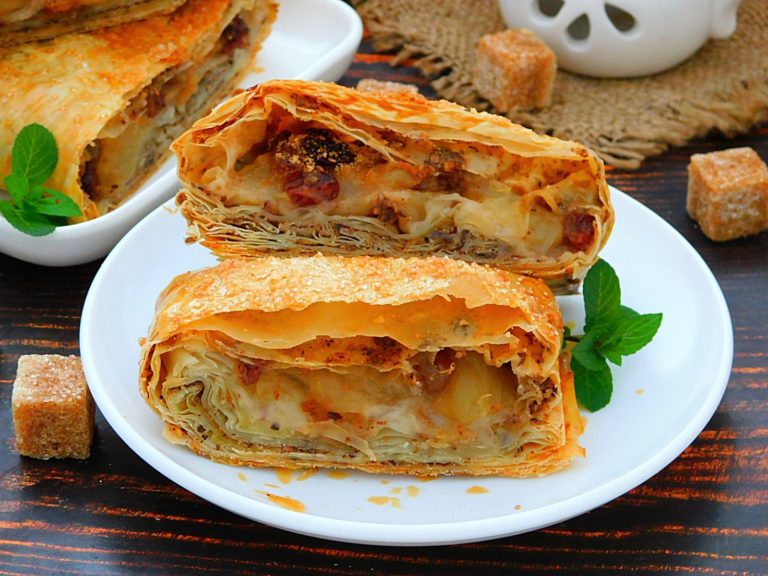 Штрудель из теста фило с яблоками